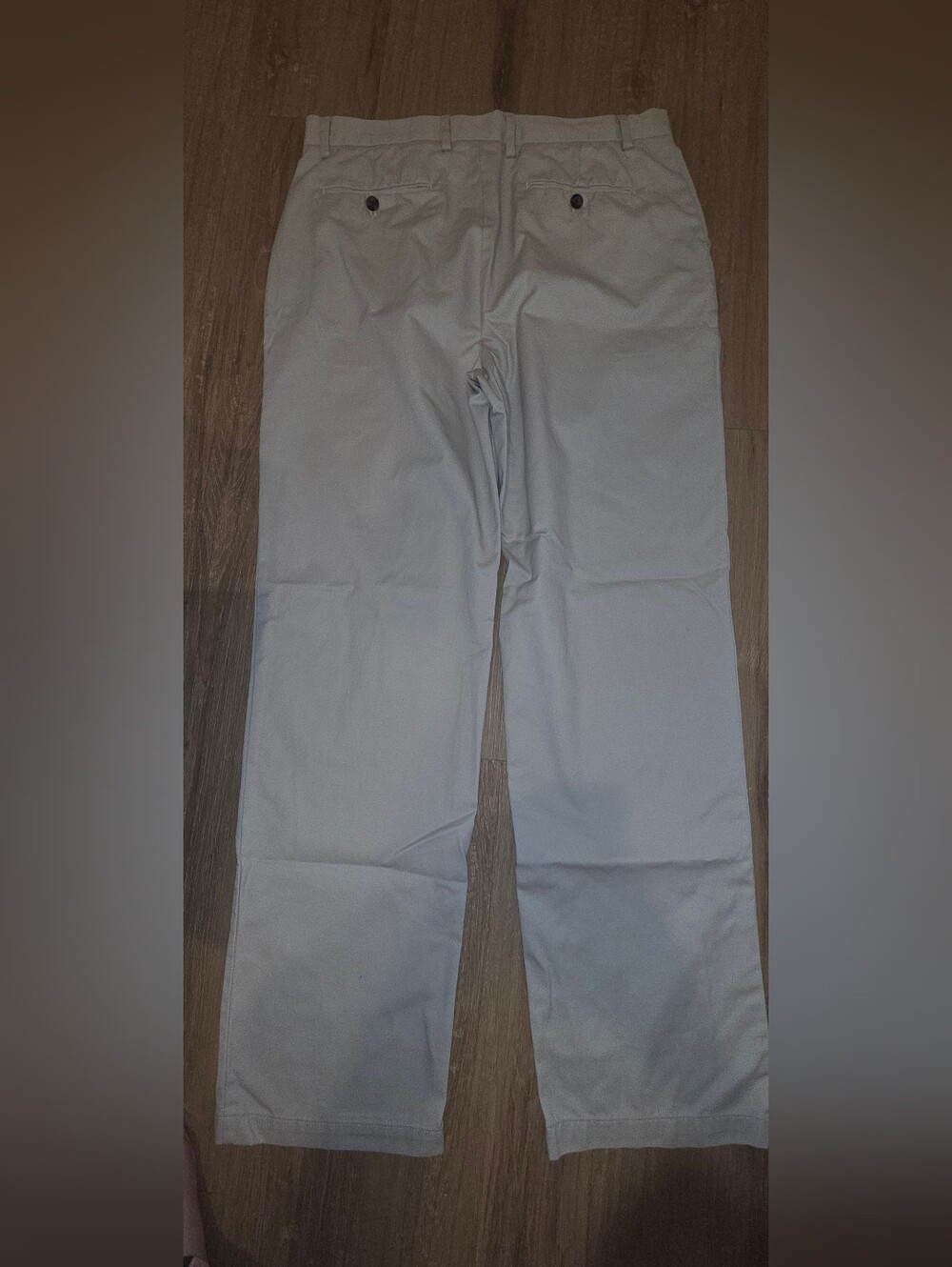 Amazon Essentials Men's Straight Fit Chinos - Light Gray